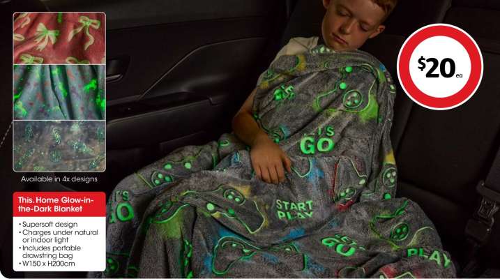 This Home Glow-in-the-Dark Blanket