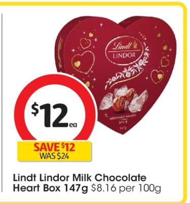 Lindt Lindor Milk Chocolate Heart Box 147g